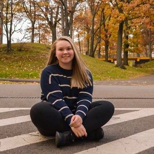 Meet your Posher, Faith